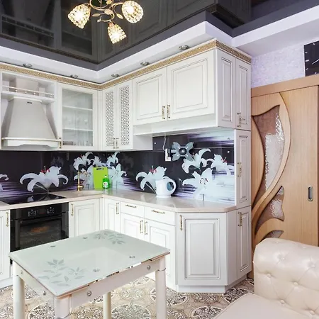 Apartment Geroev 120 Divizii